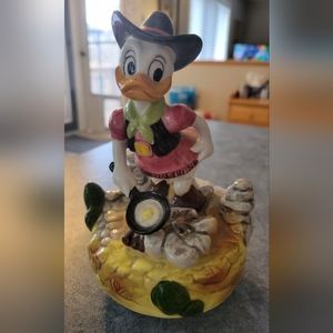 Schmid Daisy Duck Cowgirl "Home On The Range" Music Box